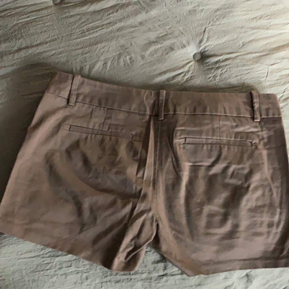 Shorts - Picture 2 of 3